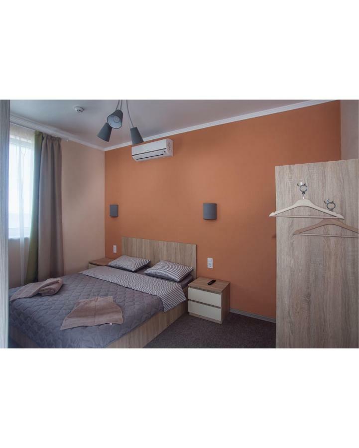 Fanfan Hotel Odessa Exterior photo