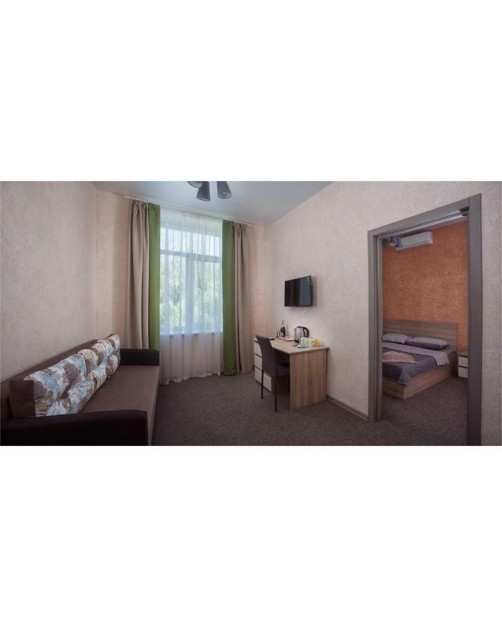 Fanfan Hotel Odessa Exterior photo