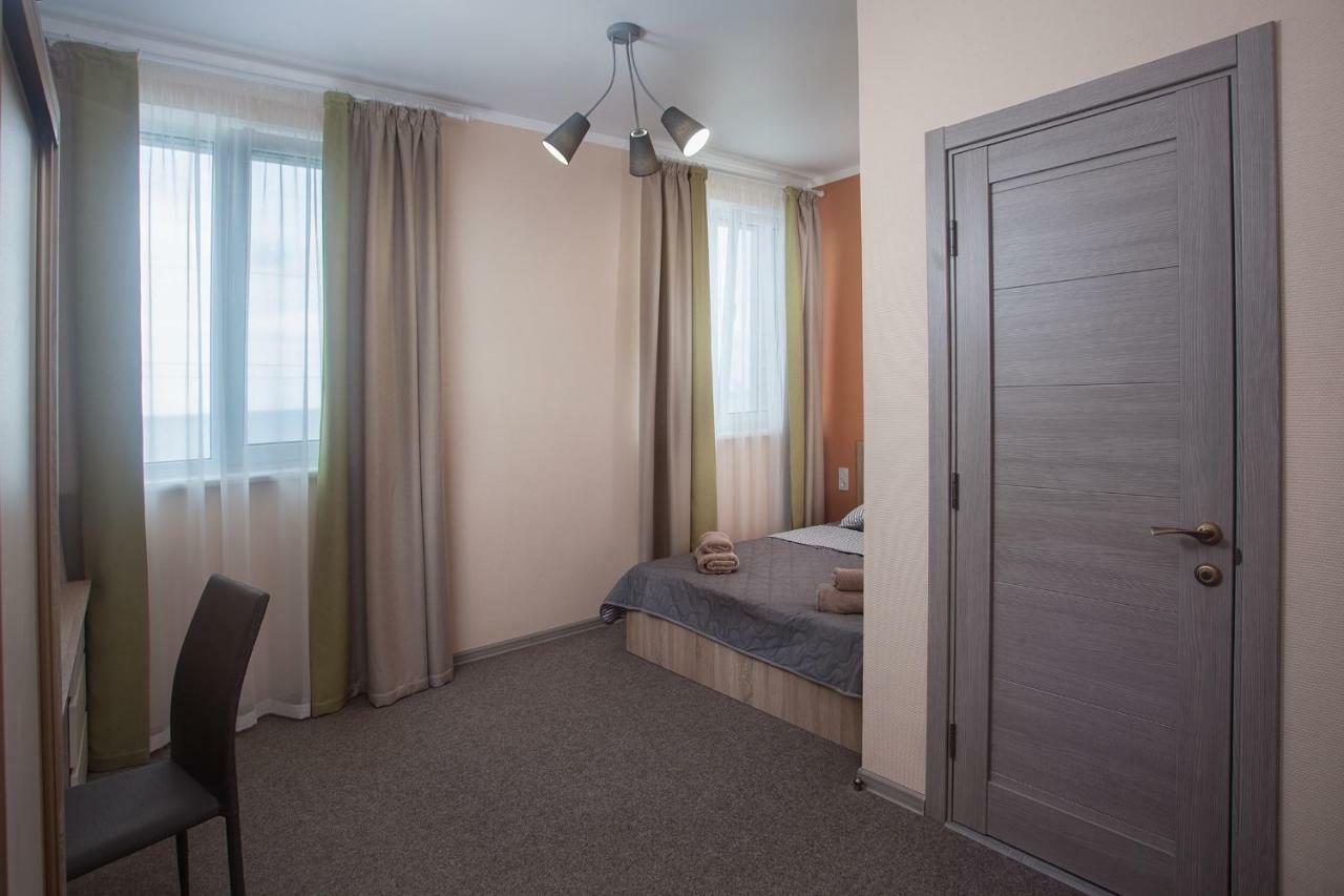 Fanfan Hotel Odessa Exterior photo